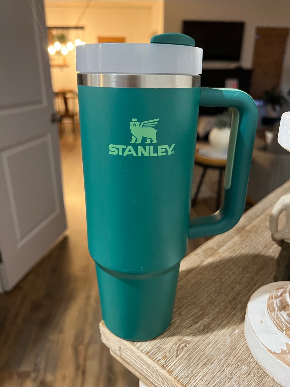 30 oz Stanley Teal Travel Mug with Handle and White Lid